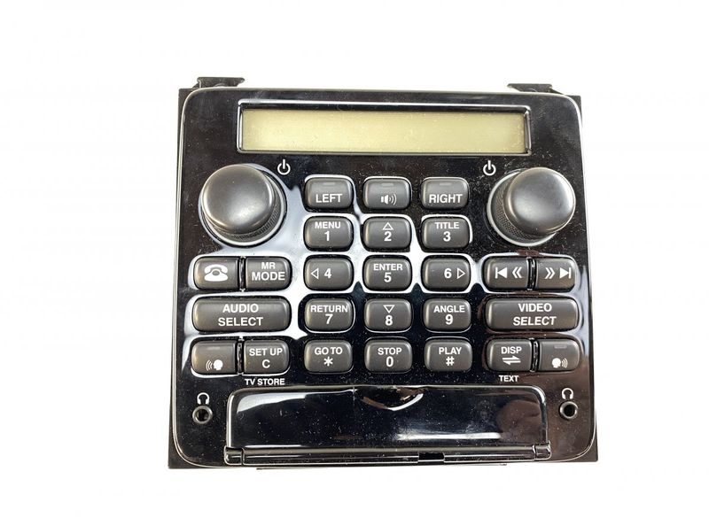 C2C15571 Radio / audio, other JAGUAR XJ (X350, X358) (2003-2009)