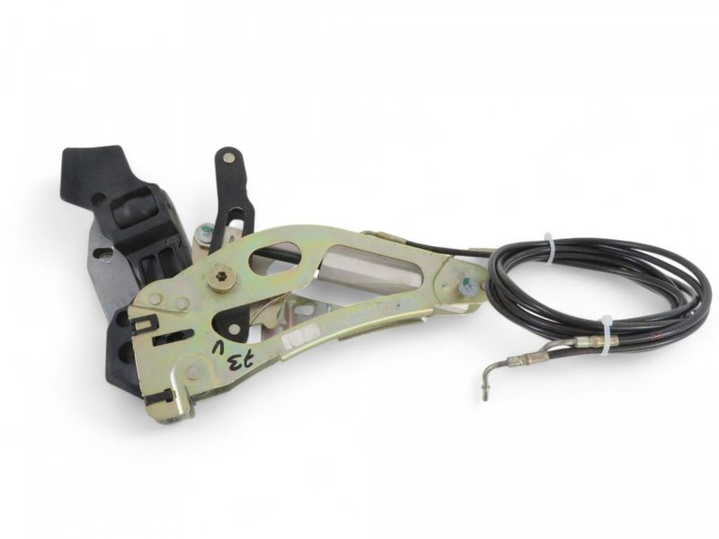 A2307901371 A2307901571 Convertible top bracket left MERCEDES-BENZ SL-CLASS (R230) (2001-2012)