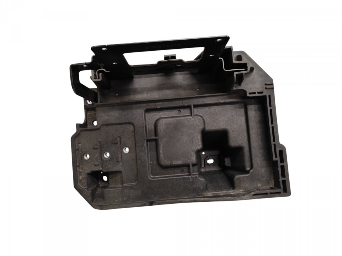 Kia Sportage Akkulaatikko 37150P1000 Battery box KIA SPORTAGE V (NQ5) (20...