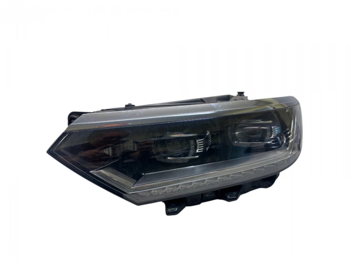 Volkswagen Passat (B8) передняя фара (левая) 3G2941081C 4G0907697F 3G0941329 7PP941572AB Hea...