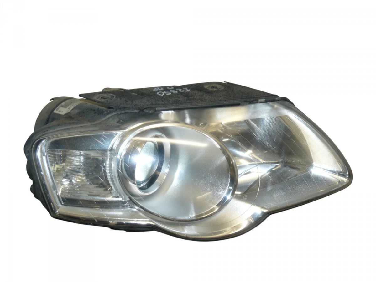8931285 Headlight right VW PASSAT B6 (3C) (2005-2010)