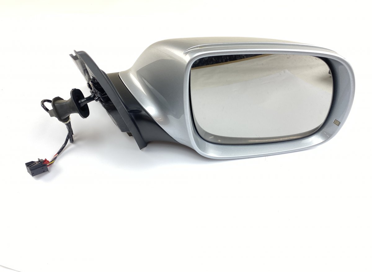 Audi Q5 (8R) зеркало (правое) 8R1857410F Mirror right AUDI Q5 (8R) (2008-2016...
