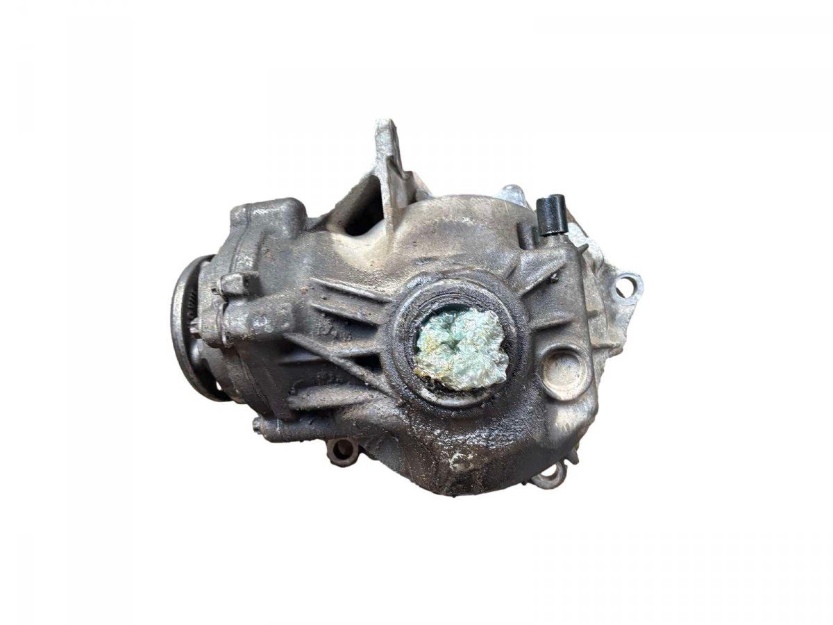 A2213307600 Front axle Differential MERCEDES-BENZ C-CLASS (W204) (2007-2013)