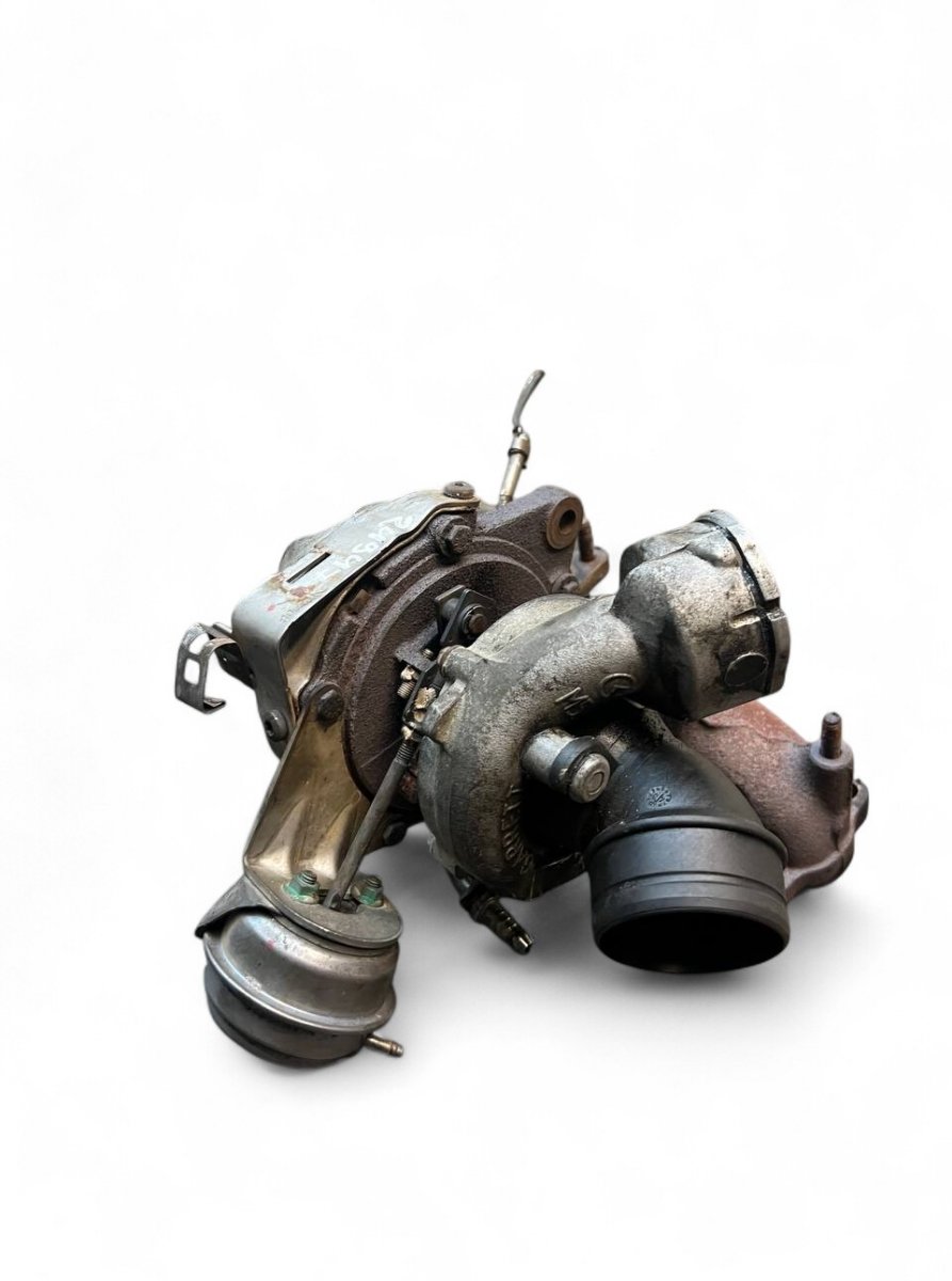 Volkswagen Golf 5 Turbocharger 03G253010 Turbocharger VW GOLF V (1K) (2003-200...