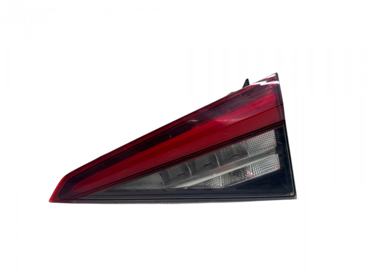Skoda Kodiaq Inner tail light, right 565945308B Inner tail light, right SKODA KODIAQ...