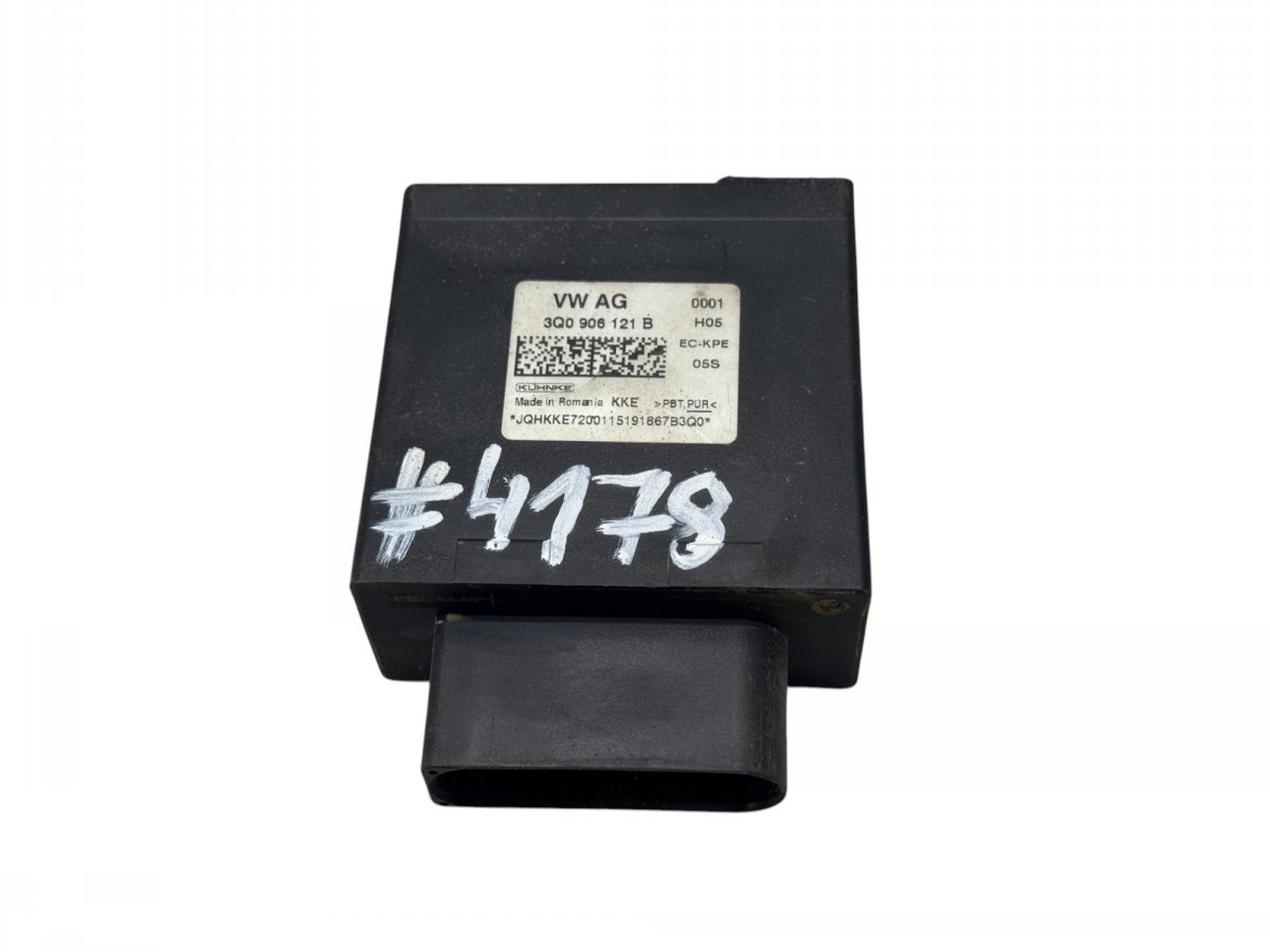 Skoda Kodiaq Injection Pump Control Unit 3Q0906121B Injection Pump Control Unit SKODA KO...