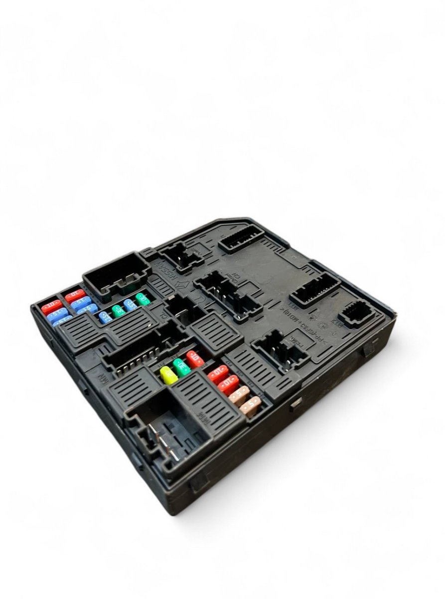 Renault Megane Body control module (BCM) 284B66727R Body control module (BCM) RENAULT ME...
