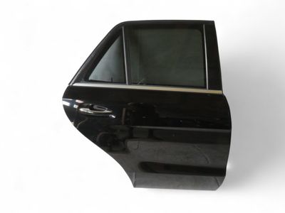 A1667300205 Durvis aizmugurējās labās puses MERCEDES-BENZ ML-CLASS (W166) (2011-2015)