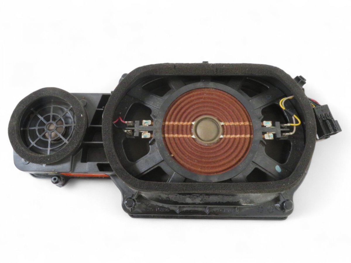 Mercedes-Benz CLA (C117) Сабвуфер A2048205702 Subwoofer MERCEDES-BENZ CLA (C117, ...