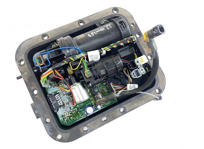 9822257280 AdBlue Pump PEUGEOT EXPERT / TRAVELLER (2016-)