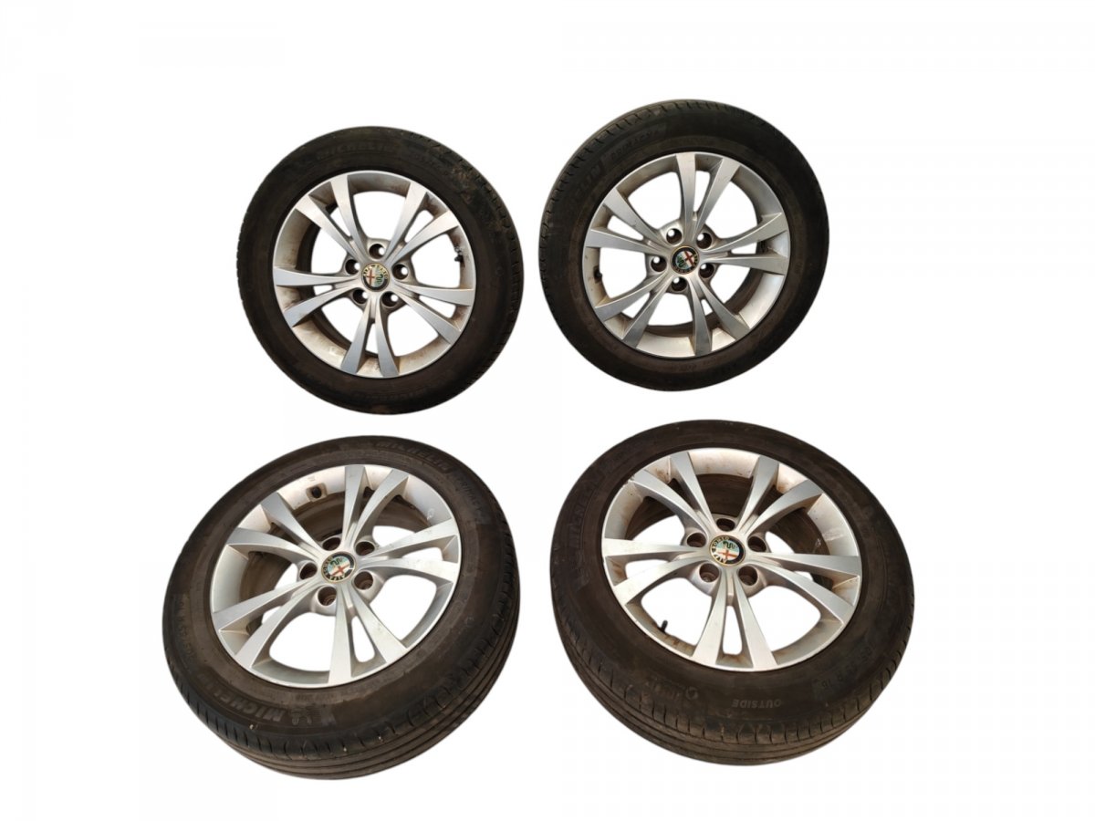 Alfa-Romeo Giulietta (940) Rim set With Tyres 4 pcs 15609326 Rim set With Tyres 4 pcs ALFA ROMEO GI...