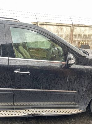 1647200205 Дверь передняя правая MERCEDES-BENZ GL-CLASS (X164) (2006-2012)