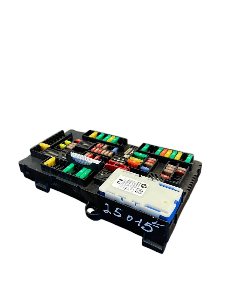 BMW 5 (G30 / G31) Body control module (BCM) 61148713126 8713126 Body control module (BCM) B...