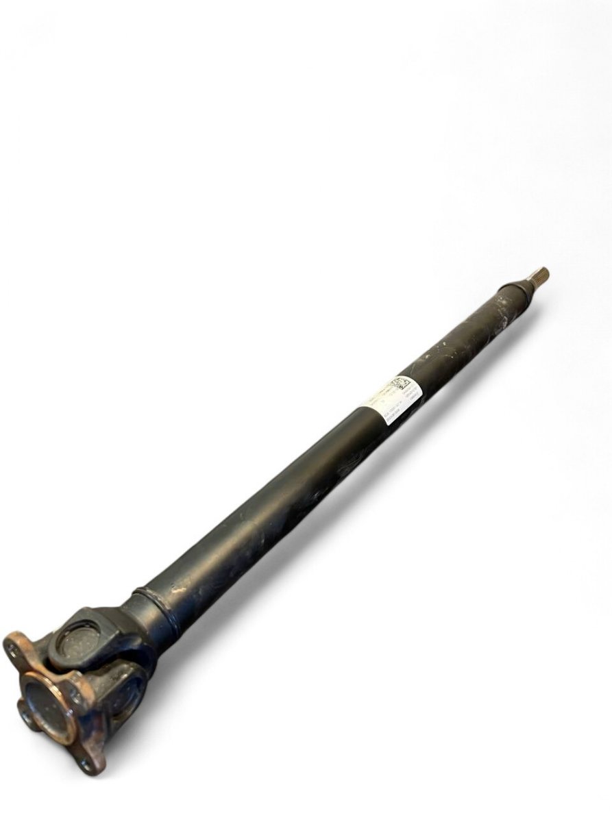 BMW 5 (G30 / G31) Propeller shaft front 9425911 26209452673 Propeller shaft front BMW 5...