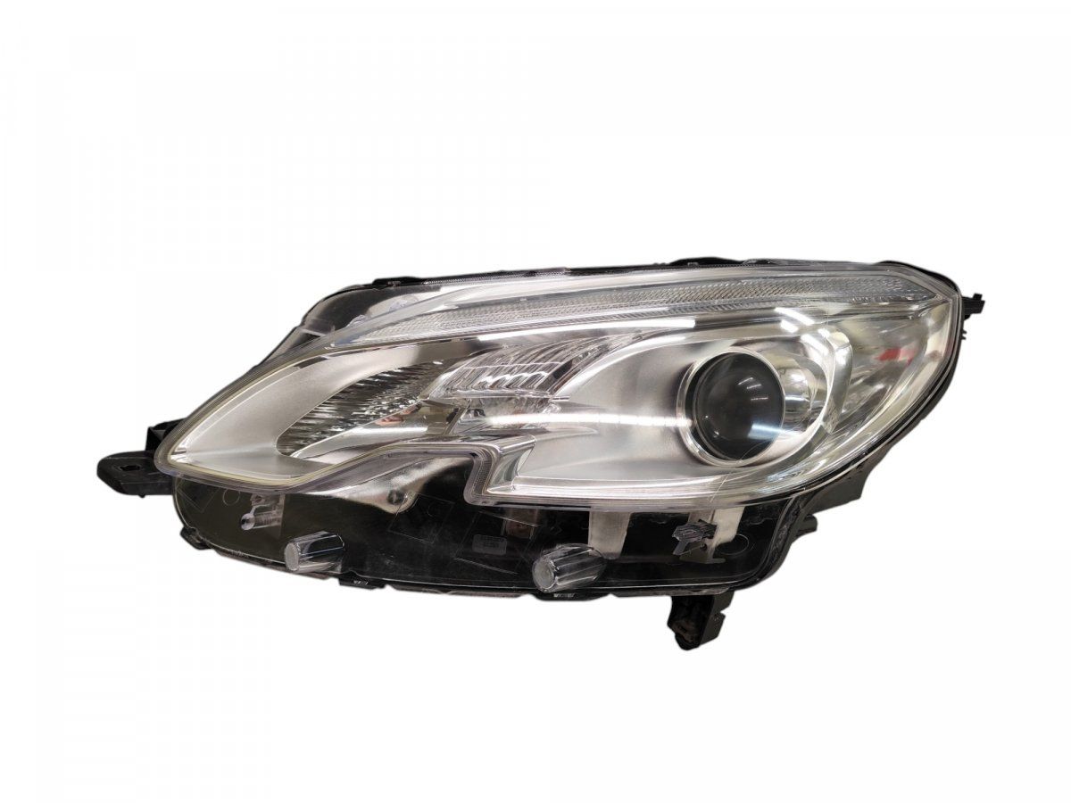 90015175 9677810180 Headlight left PEUGEOT 2008 I (A94) (2013-2019)