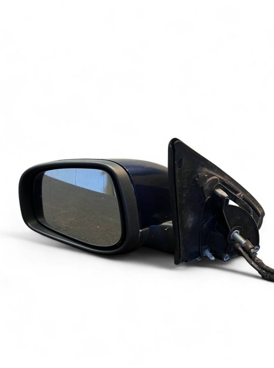 30634059 Mirror left VOLVO V70 II / XC70 I (P80) (2000-2007)