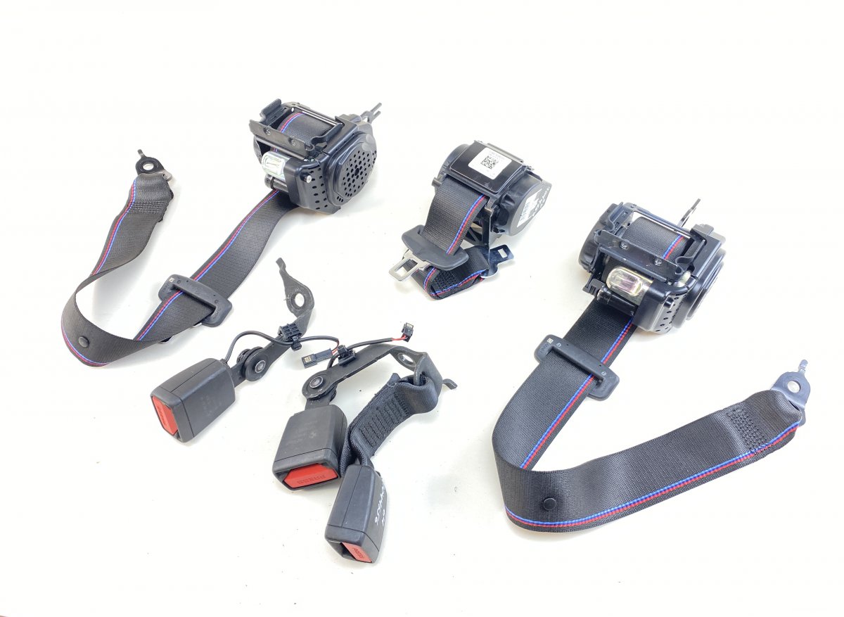 BMW 3 (G20 / G21) Seat Belt Set 72118076375 72118076376 72118076382 Seat Belt S...
