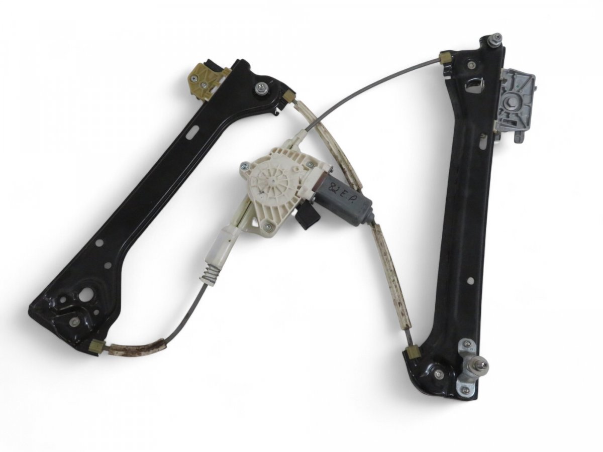 Mercedes-Benz CLA (C117) Window Regulator mechanism front right A1177200279 A1177209900 A2078200642 Window Regu...