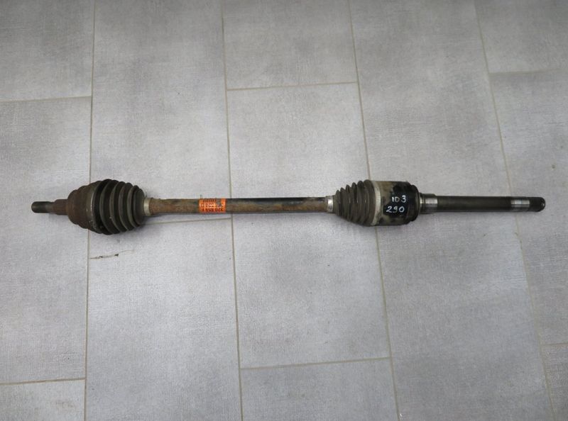 A1643302401 1643302401 A1643301901 1643301901 Drive Shaft Front Right MERCEDES-BENZ ML-CLASS (W164) (2005-2011)