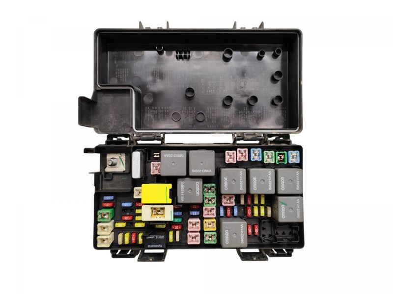 56049720AT RTB0CC04E7 R62335001 Fuse box DODGE JOURNEY (2008-2020)