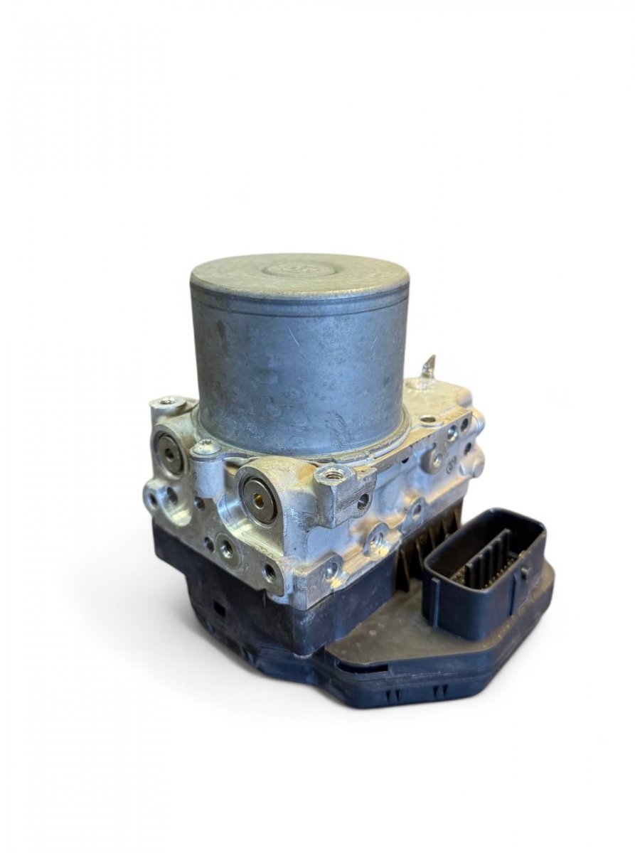 Infiniti M / Q70 (Y51) ABS hydraulic unit / pump 476603GN0A 1330002240 ABS hydraulic unit / pump...