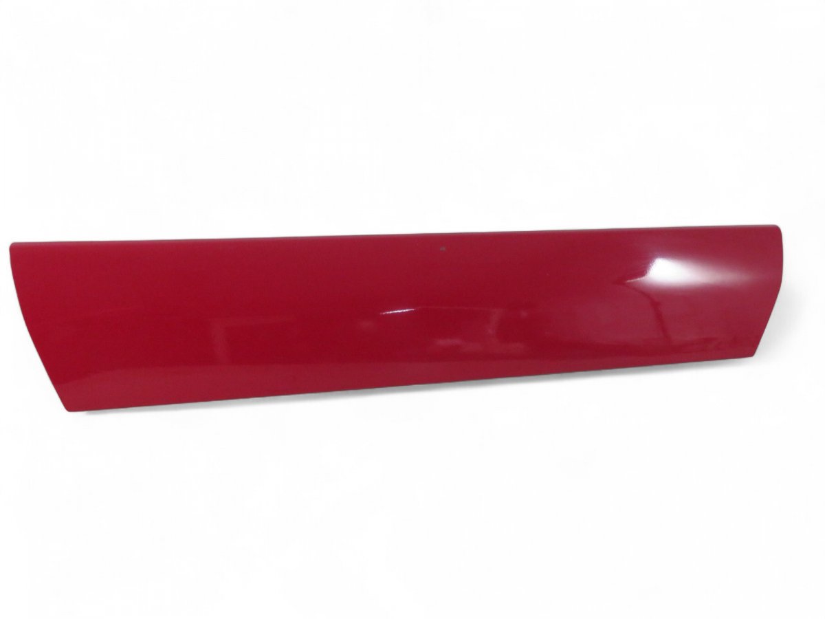 Mercedes-Benz 200 - 500 / E (W124) Door lower moulding front right A1296900440 1296900440 Door lower moulding fron...