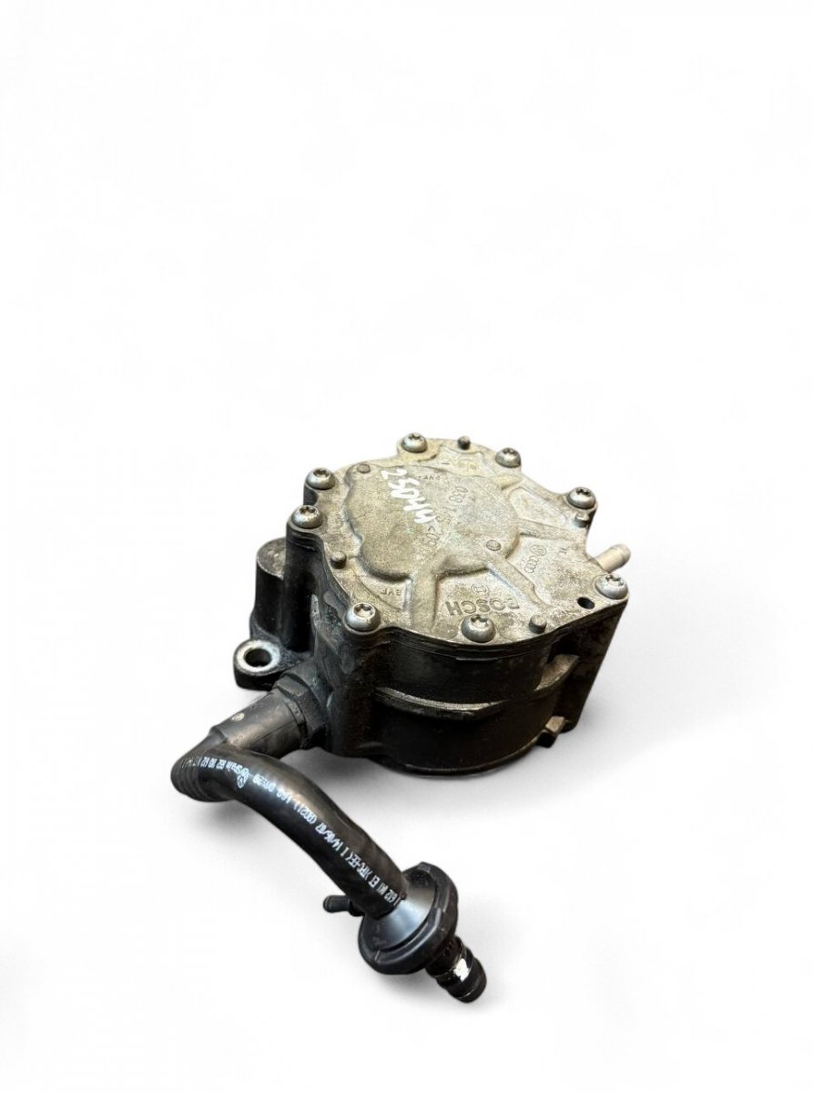 Volkswagen Golf 5 Fuel injection pump, diesel 038145209M Fuel injection pump, diesel VW GOLF ...