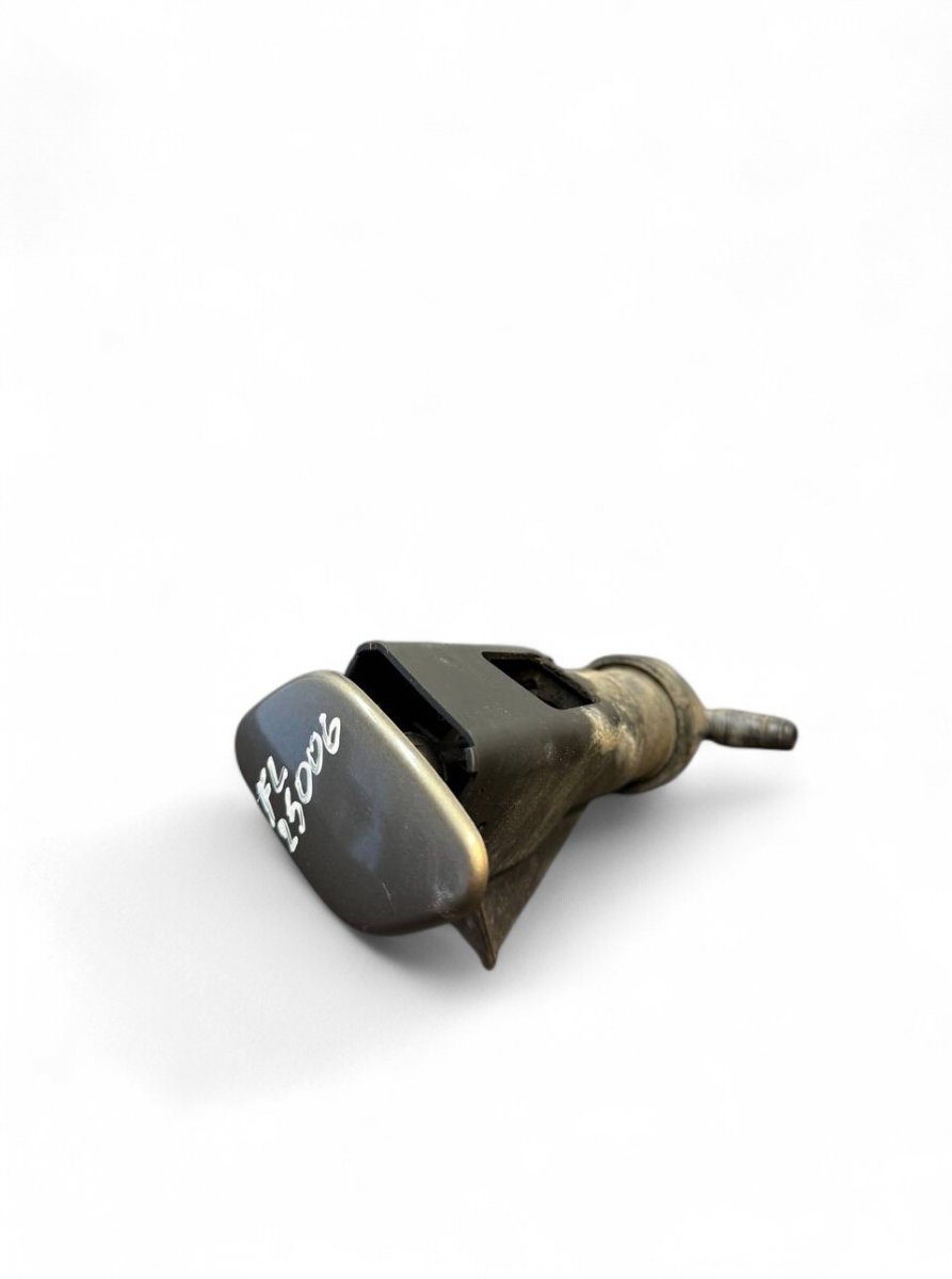 Toyota Avensis (T25) Headlight Washer Nozzle Left 8520805010 8504505900 Headlight Washer Nozzle L...