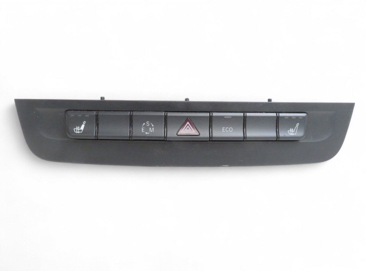 Mercedes-Benz CLA (C117) Hazard switch A2469055702 A24690557029107 A24690531029107 A24...