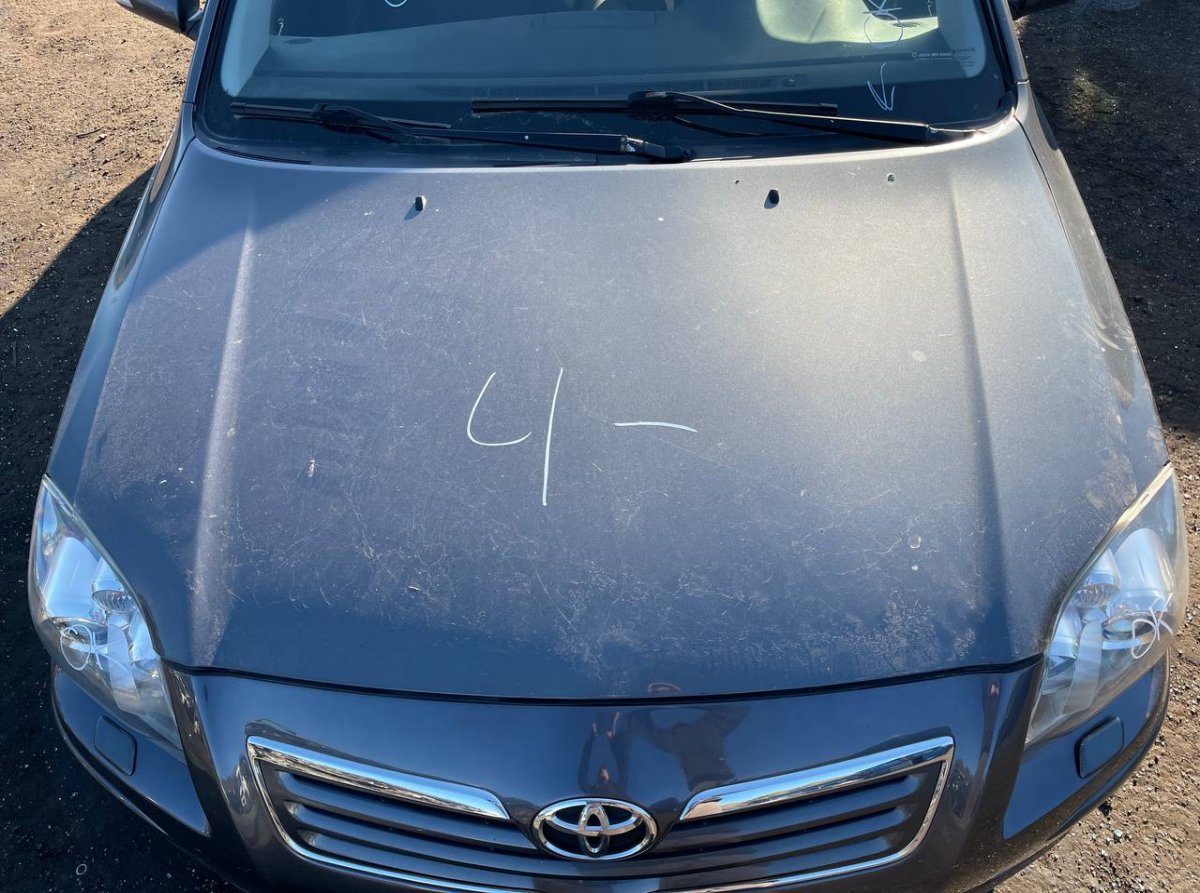 Toyota Avensis (T25) konepelti 5330105030 Bonnet TOYOTA AVENSIS (T250) (2003-2...
