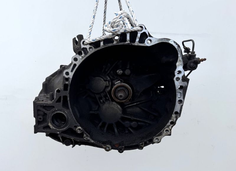 303002D151 Gearbox TOYOTA AVENSIS (T250) (2003-2008)