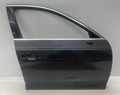 8W0831052D Durvis priekšējās labās puses AUDI A4 (8W, B9) (2015-)