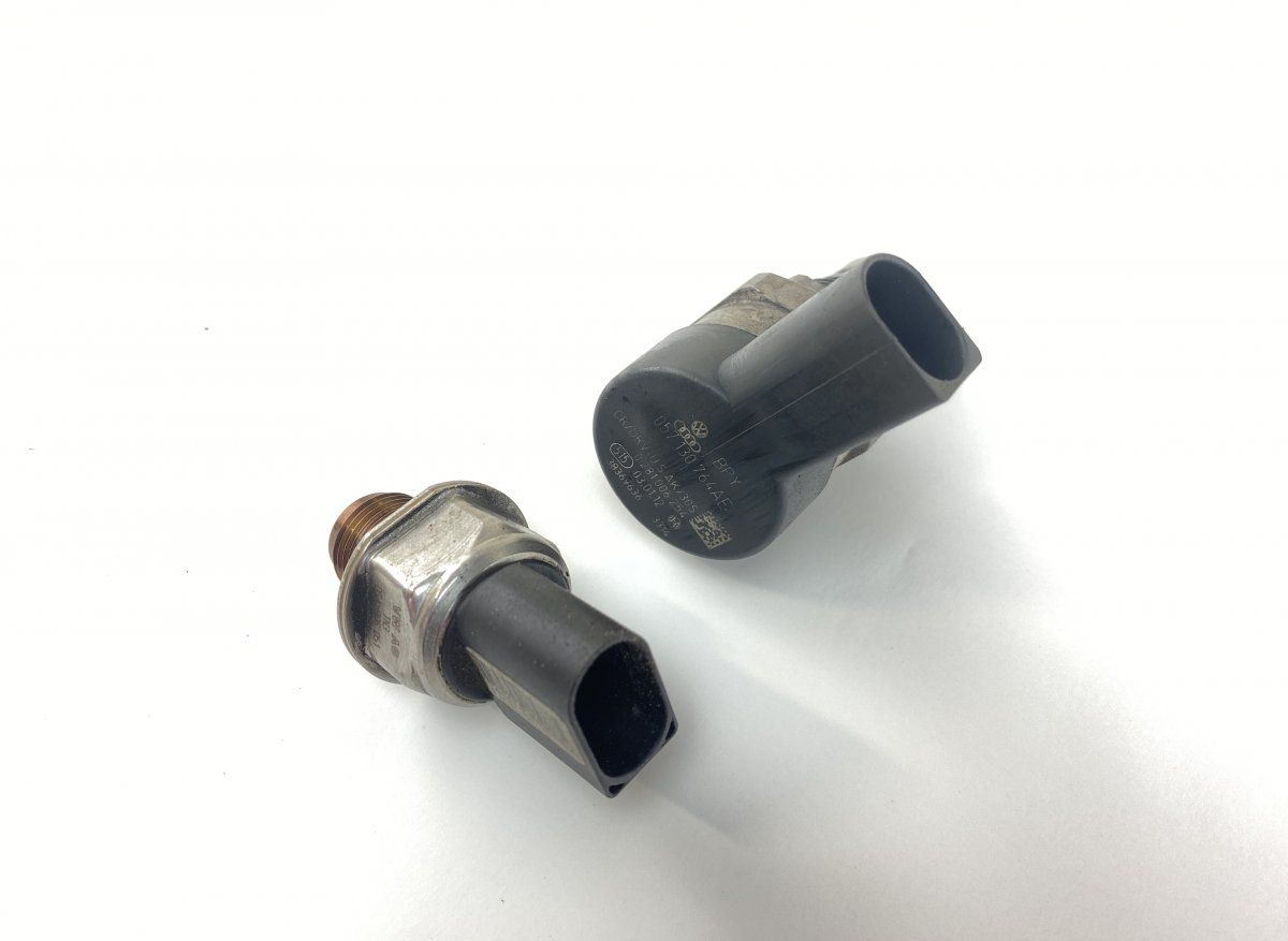 0281006254 55PP2801 55PP28-01 0281006253 0281006180 Zestaw regulatorów ciśnienia paliwa AUDI A5 (B8) (2007-2016)