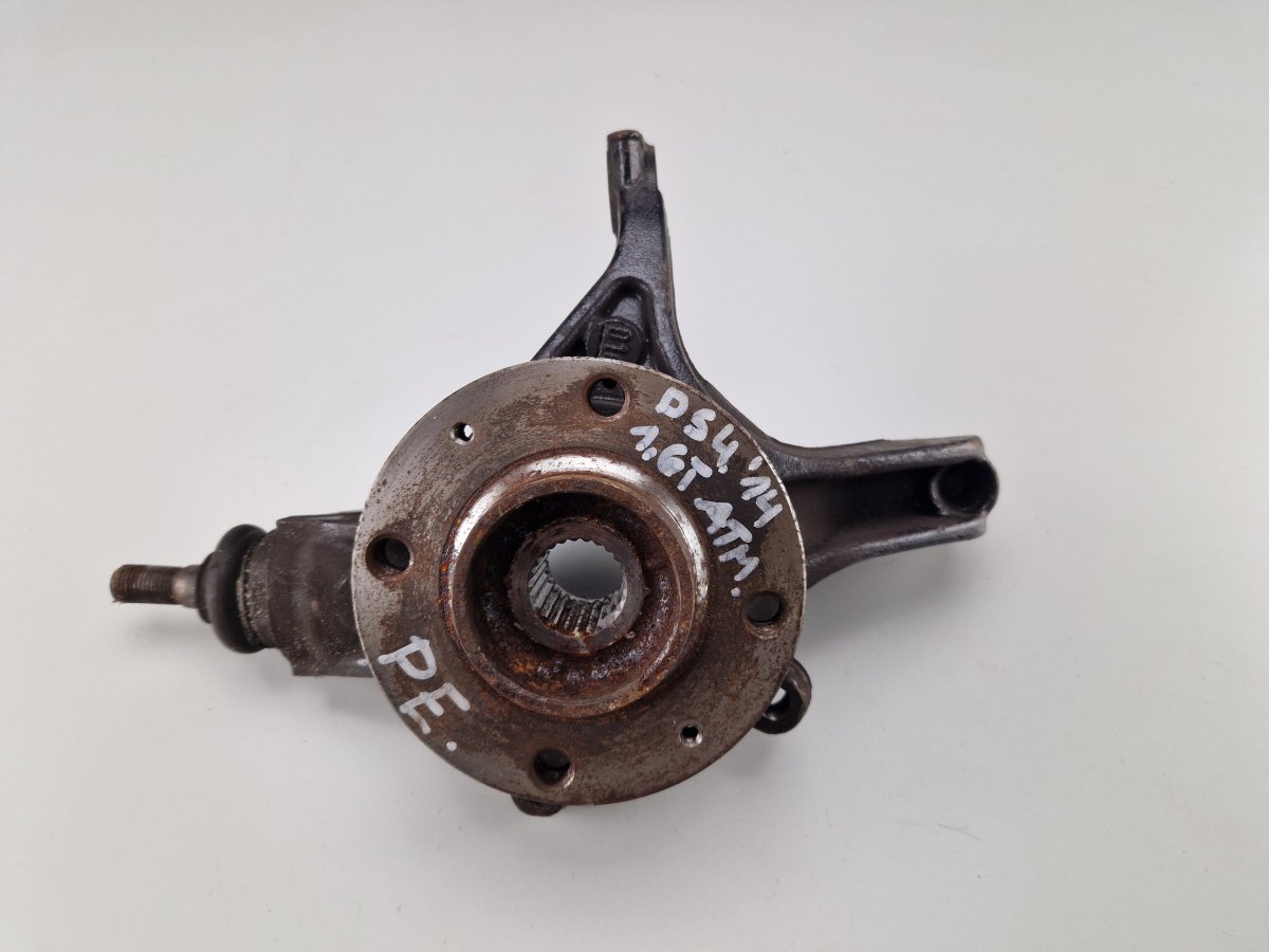 Citroen DS4 Wheel bearing housing front right 364796 Wheel bearing housing front right CITROË...
