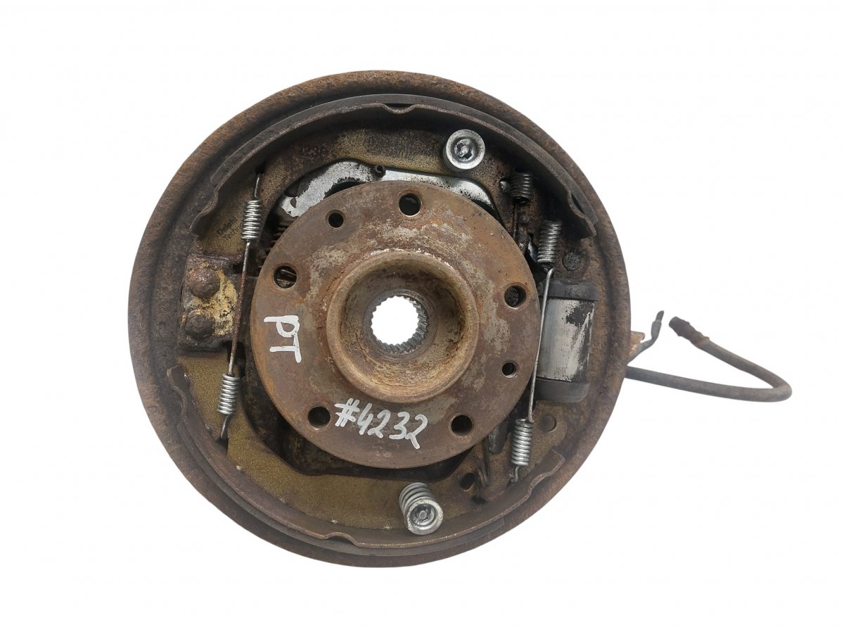 Dacia Duster Wheel bearing housing rear right 430184438R Wheel bearing housing rear right DAC...