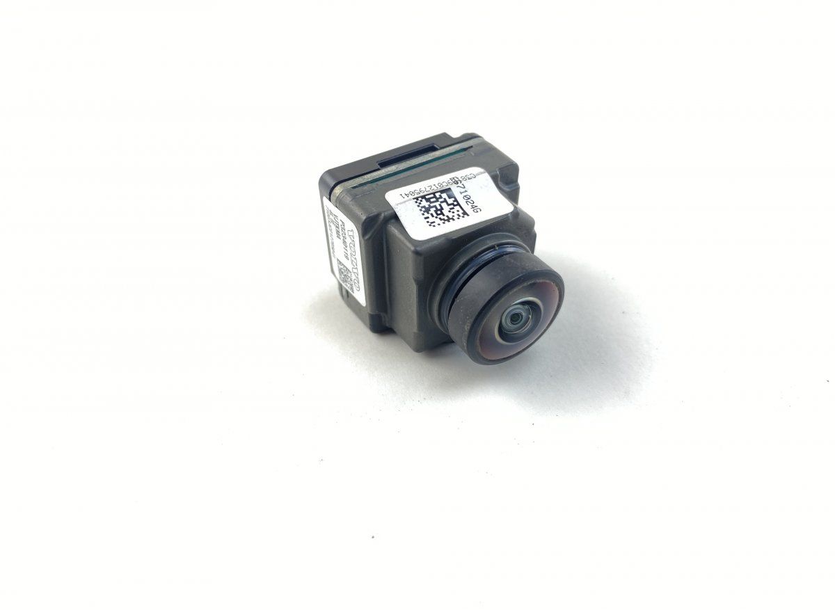 32340119 Reverse camera VOLVO XC40 (536) (10.17-)