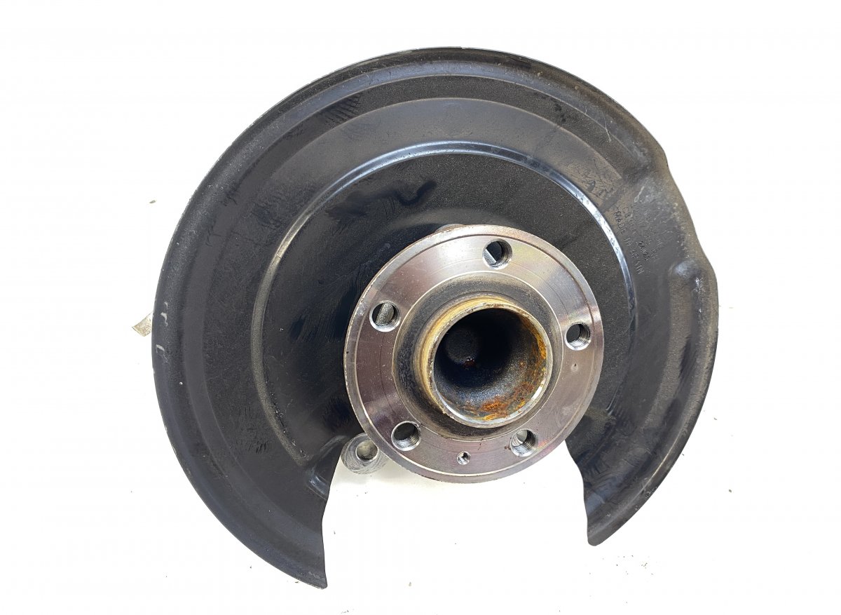 Volvo XC40 / EX40 Wheel bearing housing rear right 32246251 Wheel bearing housing rear right VOLVO...
