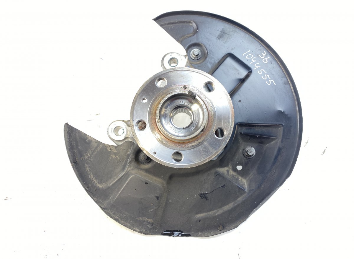 Volvo XC40 / EX40 Wheel bearing housing front left 32221856 Wheel bearing housing front left VOLVO...