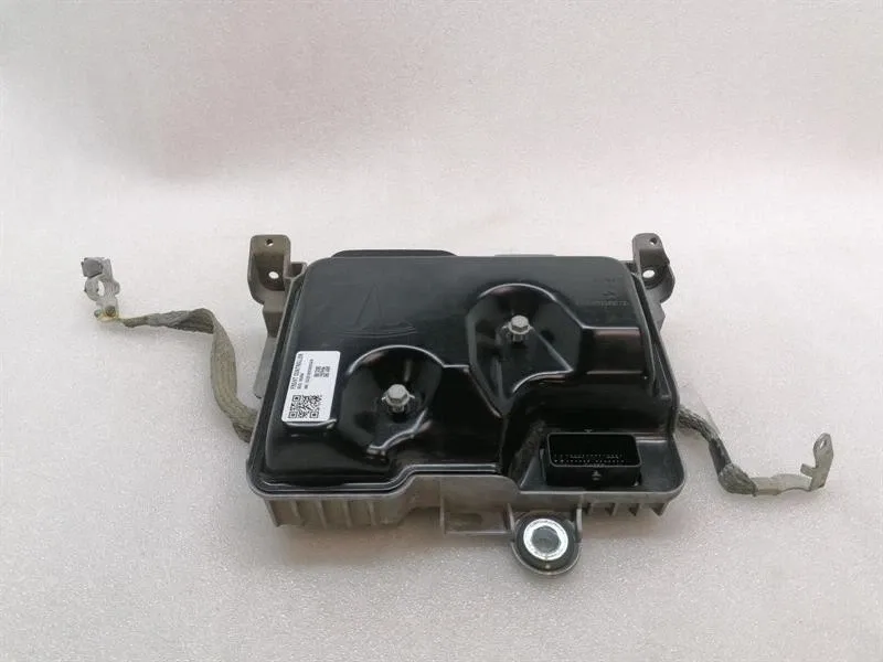 Tesla Model 3 Electronic module Tesla Model 3 Standard Range Electronic module ...
