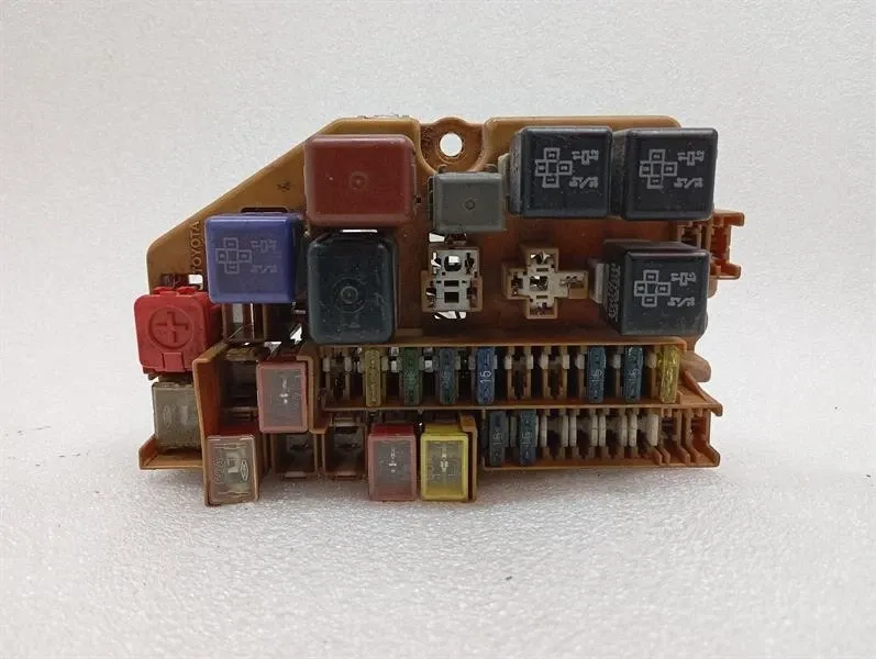 Toyota Supra Toyota Supra Mk4 A80 93-02 Fuse Box 821111B490 Fuse Box Body type: Coupe
Fuel: Petrol