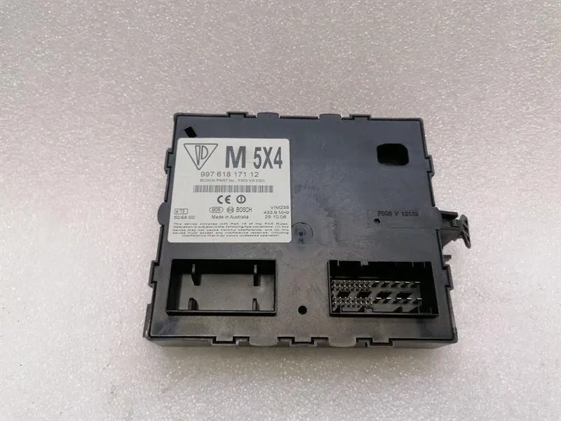 Porsche 911 (997) Porsche 911 997 Comfort Module 99761817112 ECU - Body type: Coupe
Fuel: Petrol