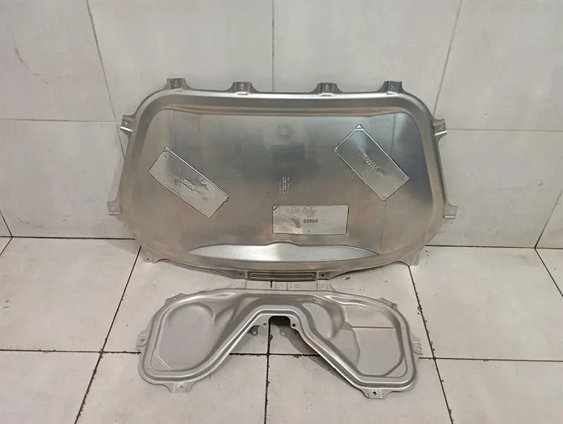 Porsche Boxster (981) Крышка двигателя (пластик) Porsche Cayman 981 GT4 Engine Cover 982827015 E...