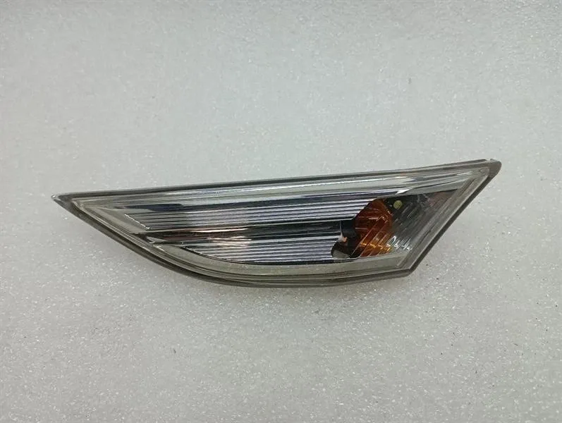 Porsche 911 (991) Porsche 911 991 Left Indicator 99163115502 Left Side Indicator - Body type: Coupe
Fuel: Petrol