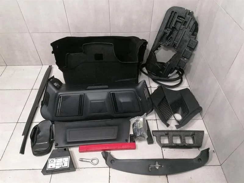Porsche 911 (997) Porsche 911 997 GT3 RS Luggage Compartment Cover 99755104590 Boot Cover Body type: Coupe
Fuel: Petrol
