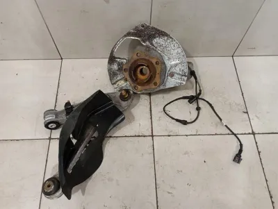Porsche 911 991 Лява предна главина 99134115705 Корпус на лагер на колелото преден ляв 4S AWD