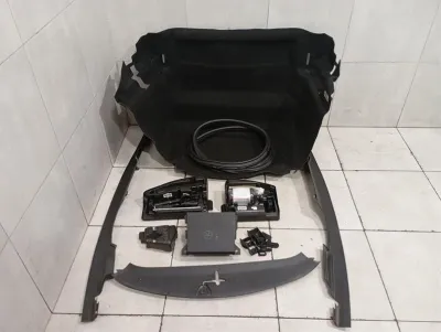 Porsche Cayman 981 GT4 Gepäckraumabdeckung 98155104504 Verkleidungssatz-