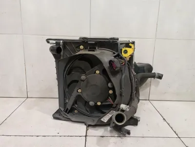 Porsche Cayman 981 GT4 Zestaw chłodnicy 98110603381 Lewy zestaw chłodnicy -