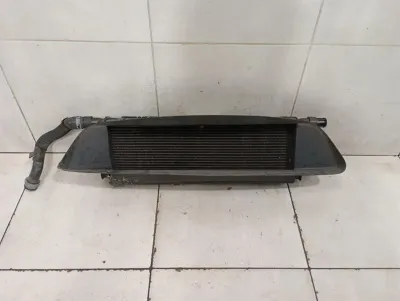 Porsche Cayman 981 GT4 ūdens radiators 99110613802 Ūdens dzesētāja radiators