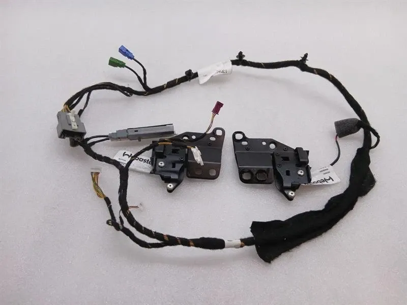 McLaren 600LT SPIDER ROOF LOCK SET 13MA020SP 9224644A -