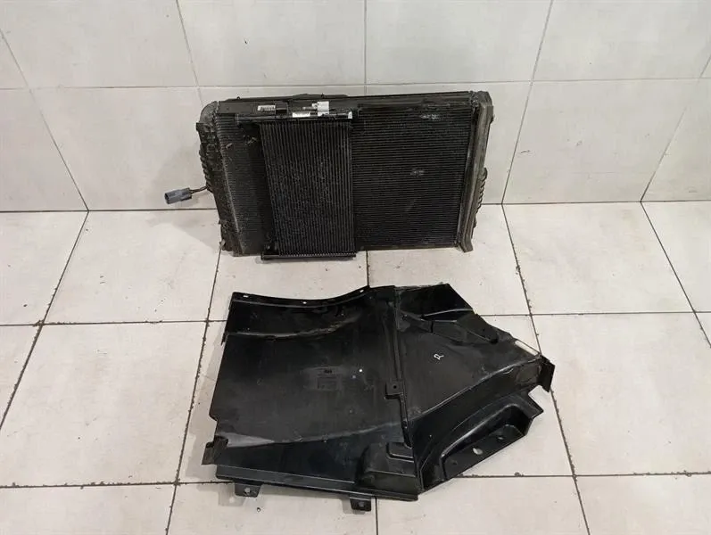 McLaren 600LT Spider Radiator Pack 13L0376CP RH Radiator Pack -